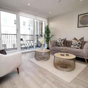 Casablanca Flat 3 By Mia Living Modern 2 Bed With Balcony And Free Parking Cardiff
