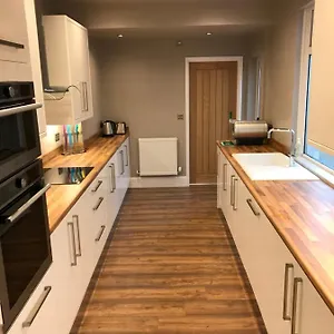 Cosy Vibes House Cardiff